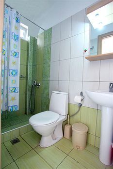 Studios Pieria Skotina Luaran gambar